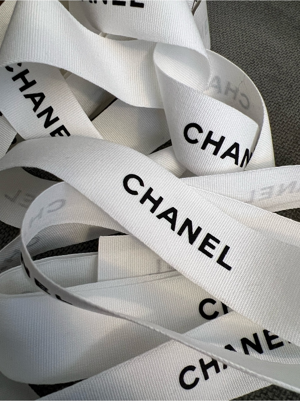 CHANEL White Ribbon with Black Logo 3 Yards - Picture 7 of 7